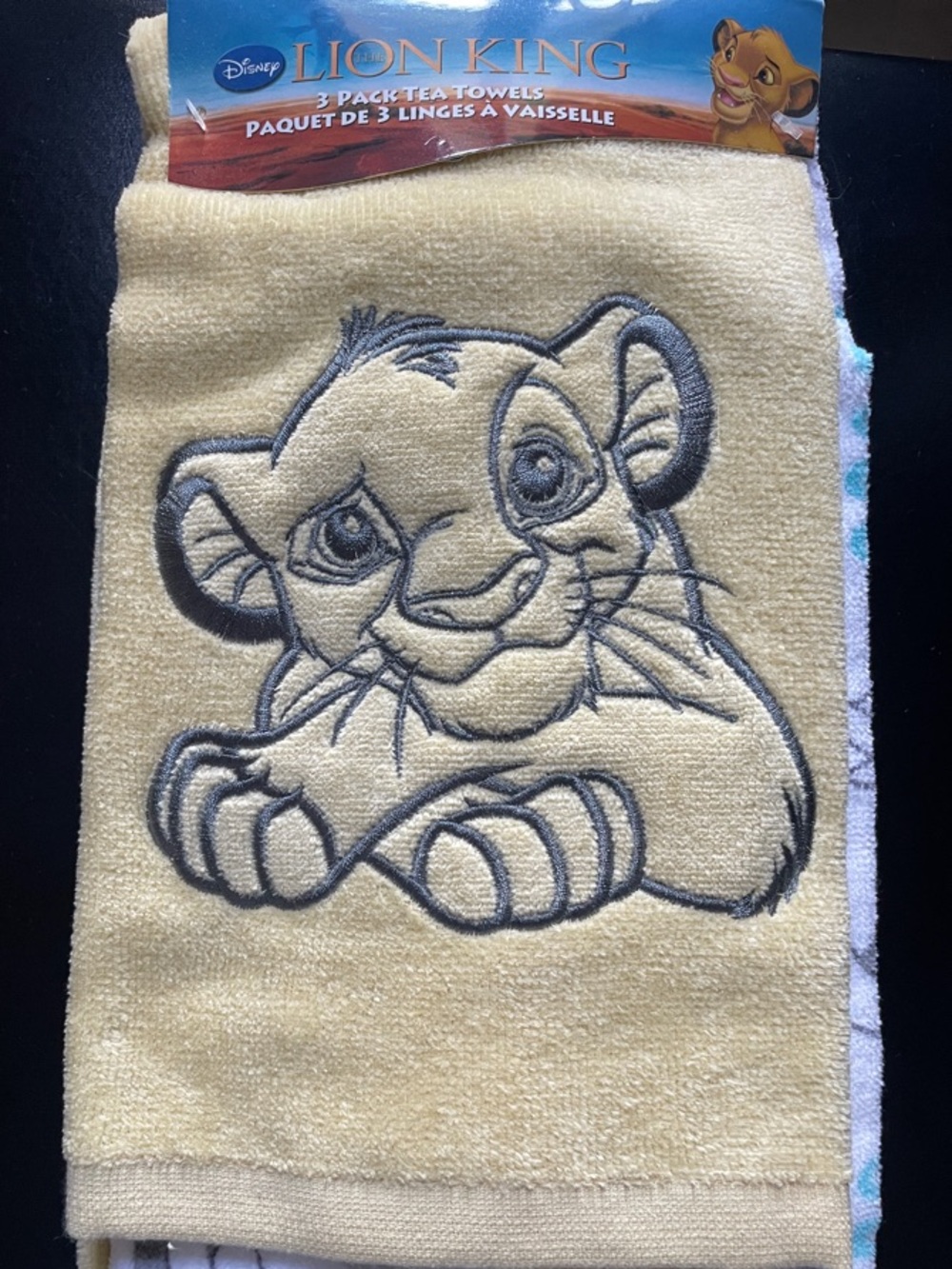 New - Disney Lion King 3pkg Tea/Hand Towels featuring Baby Simba Embroidered